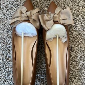 New brown leather point toe flats with bow size 10